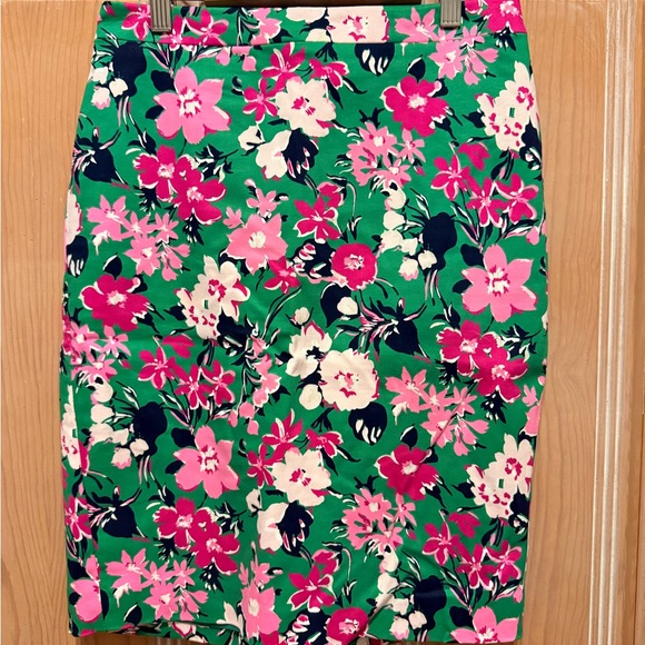 J. Crew Floral Pencil Skirt in Green and Pink - Picture 3 of 6